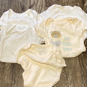 Rene Rofe 6-9 month unisex set of 5 onesies